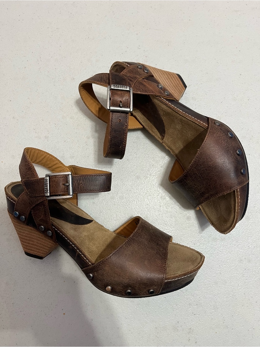 John Fluevog Gardiner Sandals size 6